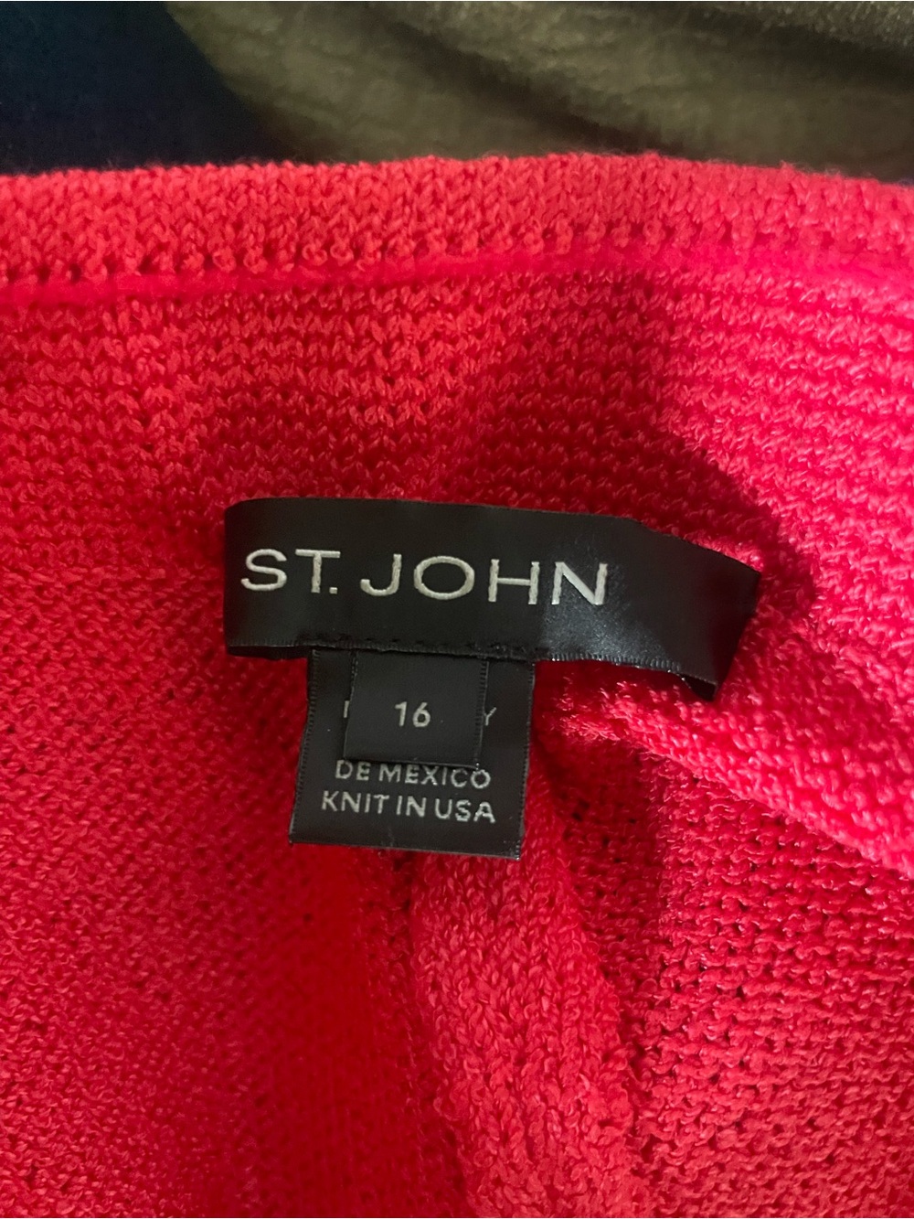 St. John Vibrant Red knit pants - Picture 4 of 4